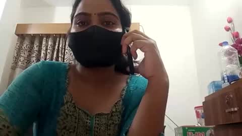 himuhimu22 online show from 09/23/25, 11:19