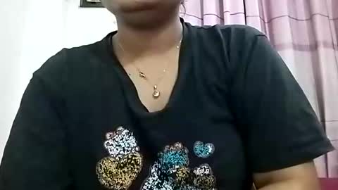 himuhimu22 online show from 03/01/26, 12:51