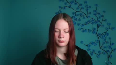 Hinata online show from 04/25/26, 06:05