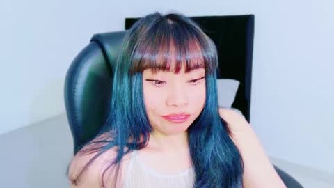 Hinata online show from 04/09/26, 02:11