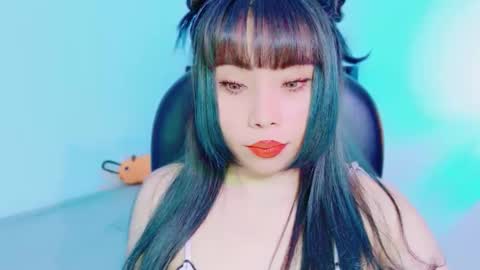 Hinata online show from 06/03/26, 09:45