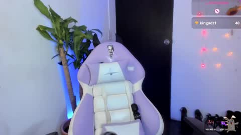 hinata online show from 01/20/25, 11:10