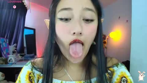 hinata online show from 03/17/26, 08:56