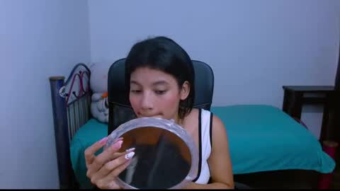 Snapshot of hinata_9 chatting on 11/03/25, 09:16      0600AM-1100AM - online show from 11/03/25, 09:16