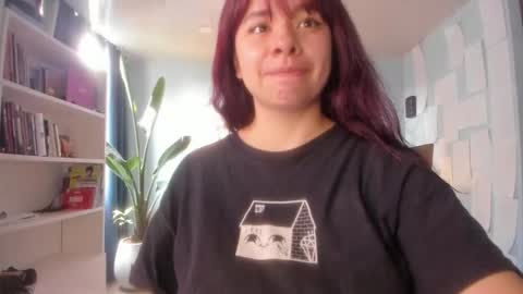 Hinnata online show from 12/21/25, 06:04