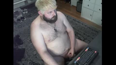 hipguy91 online show from 04/19/26, 03:39