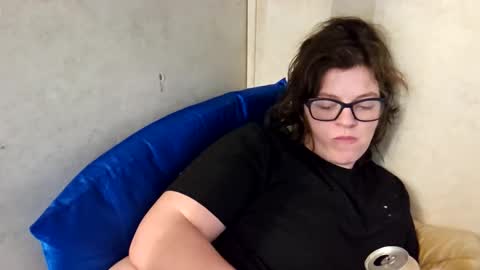 Snapshot of hippiesoul204 chatting on 01/25/25, 05:51 hippiesoul204 online show from 01/25/25, 05:51