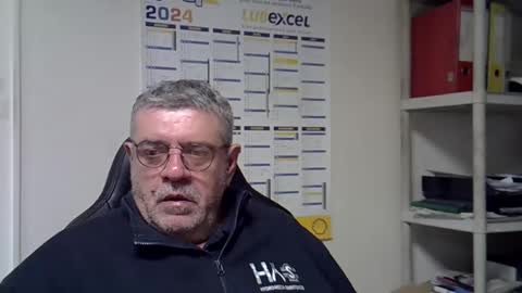 Snapshot of hippopotame17 chatting on 12/02/24, 05:26 hippo online show from 12/02/24, 05:26