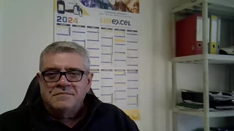 Snapshot of hippopotame17 chatting on 12/04/24, 10:13 hippo online show from 12/04/24, 10:13