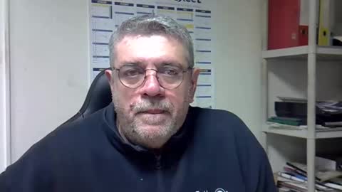 Snapshot of hippopotame17 chatting on 12/11/24, 06:47 hippo online show from 12/11/24, 06:47