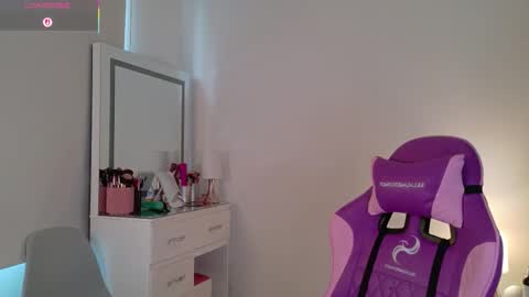 H A N N A H online show from 11/14/25, 08:51