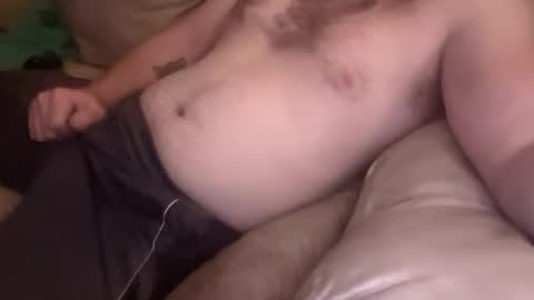 Snapshot of hiptobesquare1 chatting on 10/06/25, 02:09 hiptobesquare1 online show from 10/06/25, 02:09