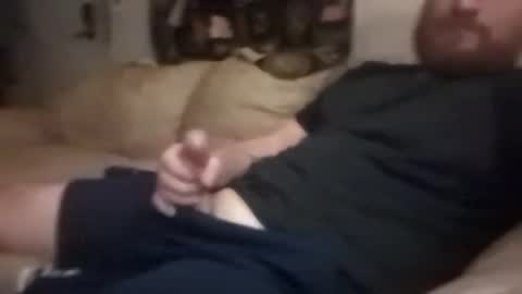 Snapshot of hiptobesquare1 chatting on 10/27/25, 02:37 hiptobesquare1 online show from 10/27/25, 02:37