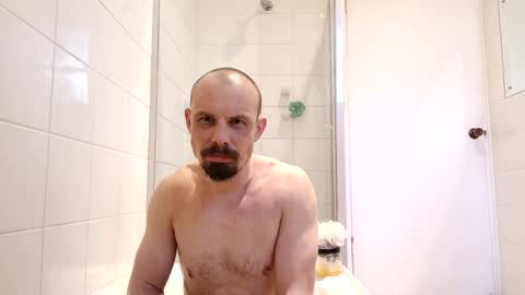 Snapshot of hipulse chatting on 09/11/25, 07:19 Hipulse online show from 09/11/25, 07:19