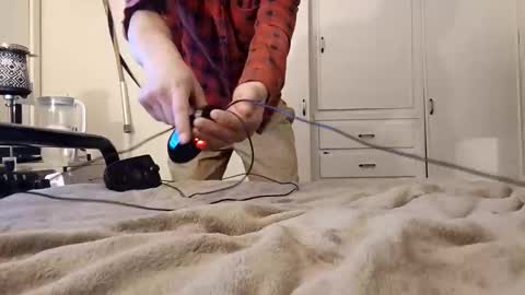 Snapshot of hipulse chatting on 10/19/25, 01:01 Hipulse online show from 10/19/25, 01:01