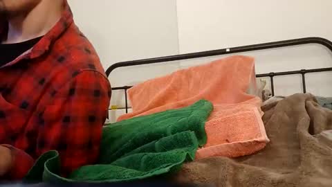 Snapshot of hipulse chatting on 11/17/25, 03:29 Hipulse online show from 11/17/25, 03:29