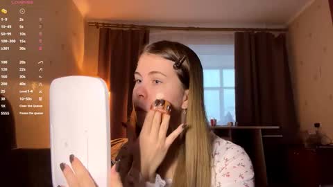 Snapshot of hirokosersen chatting on 12/20/25, 01:07 I am Amy ntmu Lets hit 10 Thumbs Up together online show from 12/20/25, 01:07