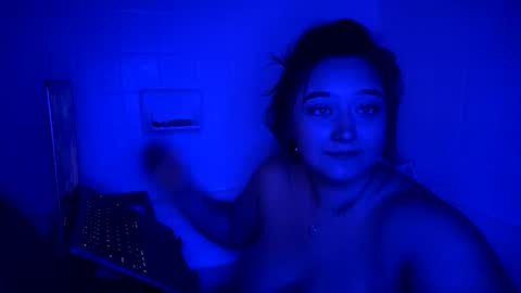 Snapshot of hiscommandherstage chatting on 02/08/26, 05:05 hiscommandherstage online show from 02/08/26, 05:05