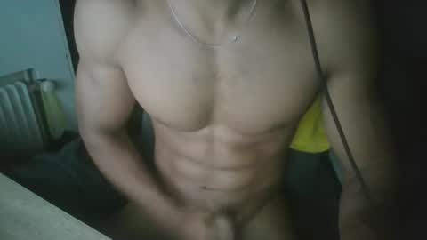 Snapshot of hiseres11 chatting on 12/18/25, 10:49 Hiseres online show from 12/18/25, 10:49