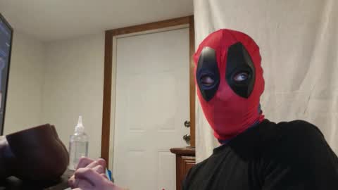 Snapshot of hisluxe chatting on 10/28/25, 02:31 hisluxe online show from 10/28/25, 02:31