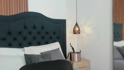 Hisoka online show from 09/14/25, 12:15