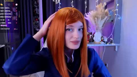 Snapshot of hisoka__akerley chatting on 05/18/26, 06:47 Ella online show from 05/18/26, 06:47