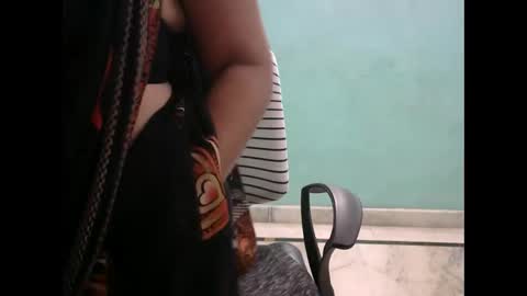 Snapshot of hisslust chatting on 12/18/25, 04:46 hisslust online show from 12/18/25, 04:46