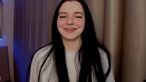 hloyalarguza online show from 03/25/26, 10:16