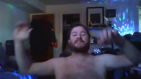 Snapshot of hobbes80 chatting on 01/28/25, 09:29 hobbes80 online show from 01/28/25, 09:29