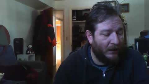 Snapshot of hobbes80 chatting on 02/12/25, 07:45 hobbes80 online show from 02/12/25, 07:45