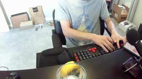 Snapshot of hoboayoyo chatting on 06/28/26, 05:08 Hentai man online show from 06/28/26, 05:08