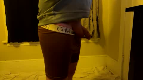 Snapshot of hockeyboy996 chatting on 02/21/25, 02:06 hockeyboy996 online show from 02/21/25, 02:06