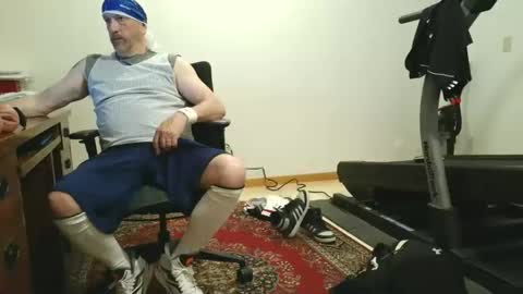 Snapshot of hockeybud chatting on 05/29/26, 04:38 Rick online show from 05/29/26, 04:38