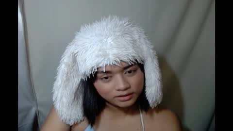 Snapshot of hoelyhanabi chatting on 12/04/25, 06:01 KIESH online show from 12/04/25, 06:01