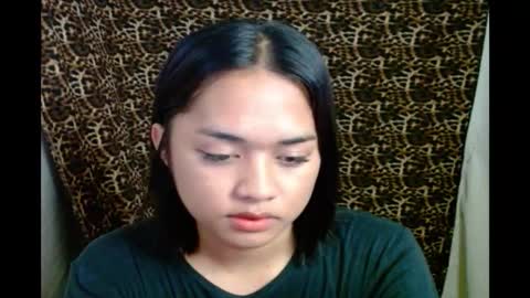 Snapshot of hoelyhanabi chatting on 12/21/25, 05:47 KIESH online show from 12/21/25, 05:47