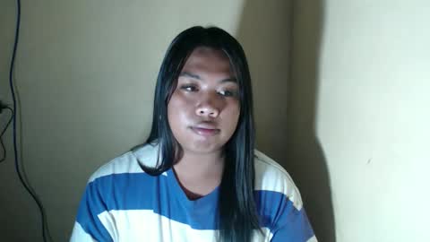 Layla3 online show from 04/16/26, 04:24