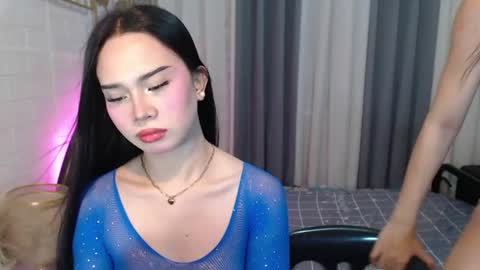 Snapshot of hoelymolly chatting on 06/13/26, 06:50 hoelymolly online show from 06/13/26, 06:50