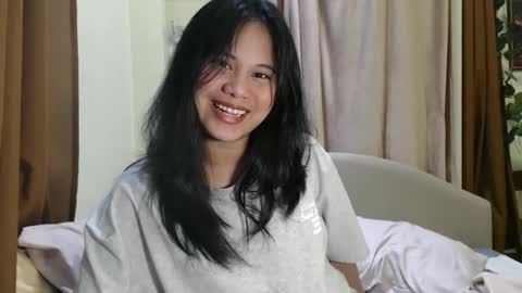 Snapshot of hoelyzhuxinn chatting on 06/02/26, 11:12 Zhuxinn3 online show from 06/02/26, 11:12