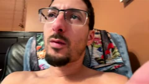 Snapshot of hoeskii chatting on 11/28/25, 06:49 hoeskii online show from 11/28/25, 06:49