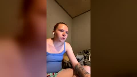 Snapshot of hoeznshi chatting on 07/26/26, 01:47 hoeznshi online show from 07/26/26, 01:47