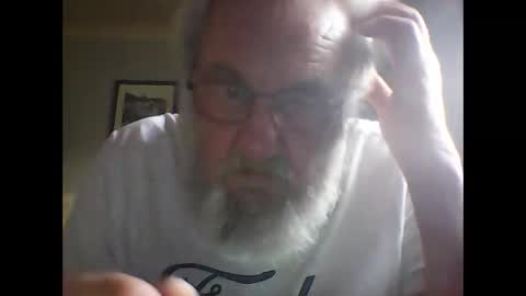 Snapshot of hogrider72 chatting on 06/02/26, 05:15 hogrider72 online show from 06/02/26, 05:15