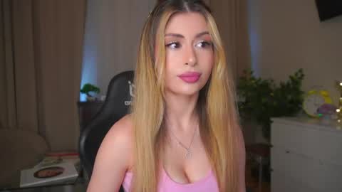 Moni Monica online show from 05/24/26, 08:08