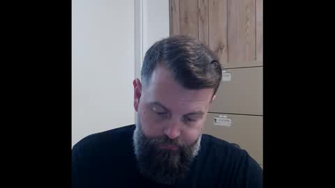 Hold The Door online show from 12/11/24, 09:23