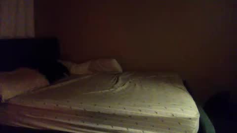 LuckyBB35 online show from 10/19/25, 09:10