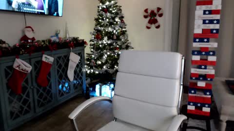 Holi Hurricane online show from 12/28/24, 07:11