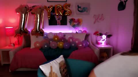 Holi Hurricane online show from 02/23/25, 05:01