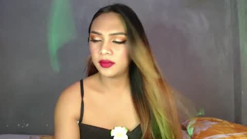 Snapshot of holliescarlet chatting on 12/10/24, 02:06 holliescarlet online show from 12/10/24, 02:06