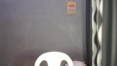 Snapshot of holliescarlet chatting on 12/16/24, 03:22 holliescarlet online show from 12/16/24, 03:22