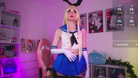 Snapshot of holliwould_ chatting on 12/06/24, 04:28 Holli online show from 12/06/24, 04:28