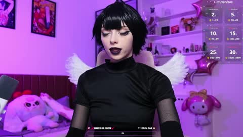 Holli online show from 04/26/26, 12:03